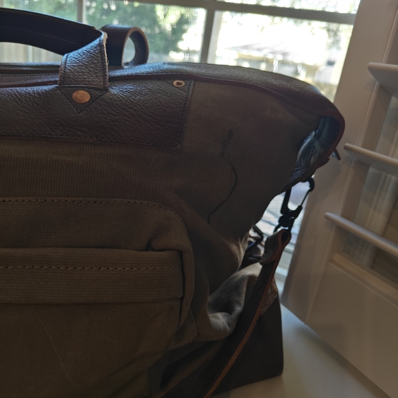 Dakota Waxed Canvas Oversized Weekend Bag - Picture 3 of 4